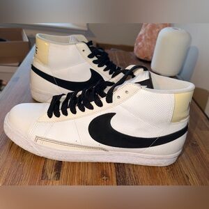 Nike Blazer High